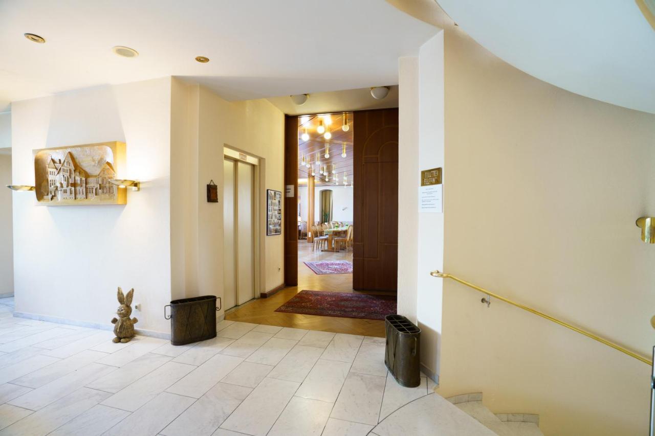 גוטמדינגן Hotel Sonne מראה חיצוני תמונה