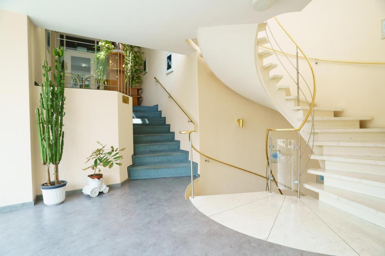 גוטמדינגן Hotel Sonne מראה חיצוני תמונה