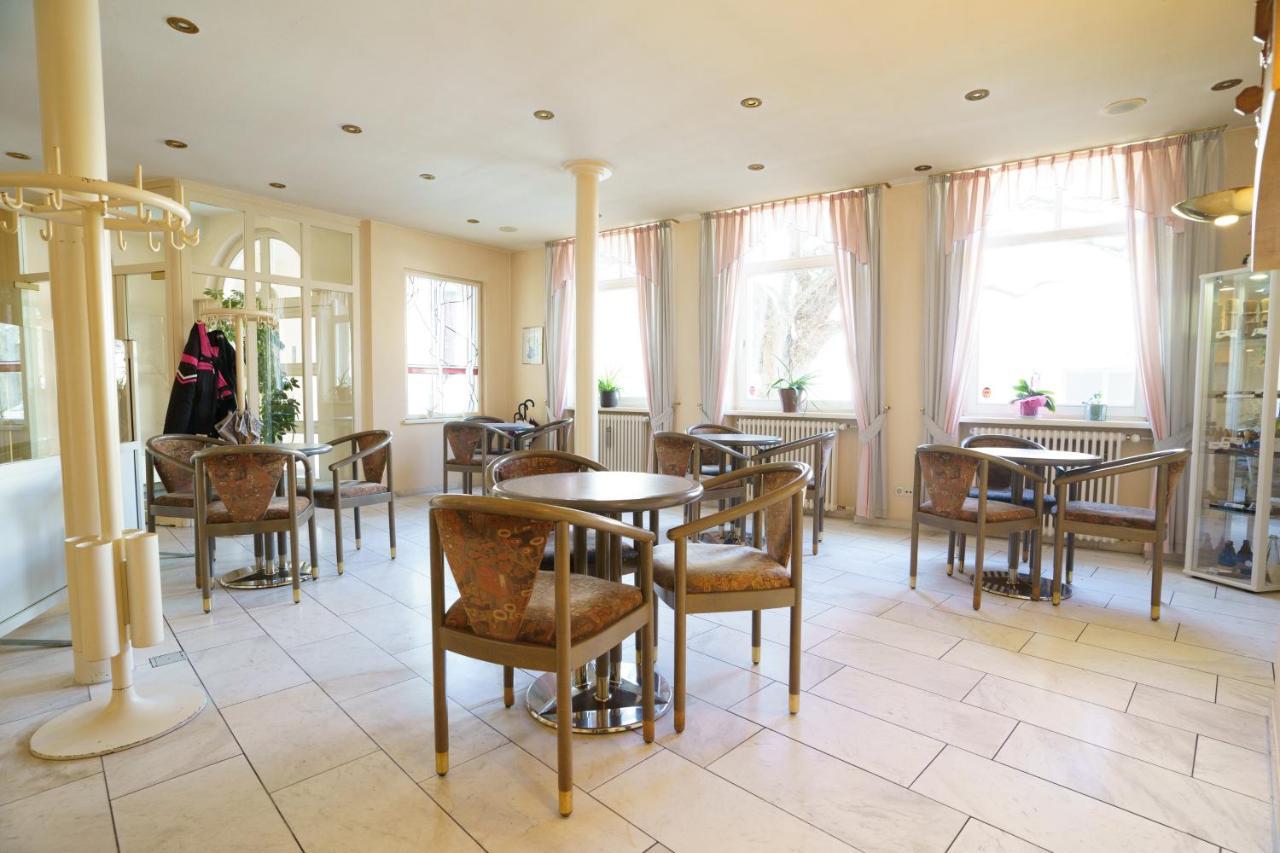 גוטמדינגן Hotel Sonne מראה חיצוני תמונה